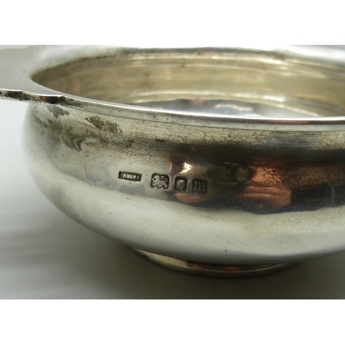 866 - An Asprey silver porringer, signed Asprey, London 1927, 222g