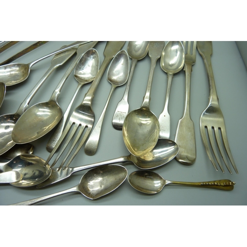 878 - A collection of silver flatware, mainly early 19th Century, some a/f, 949g