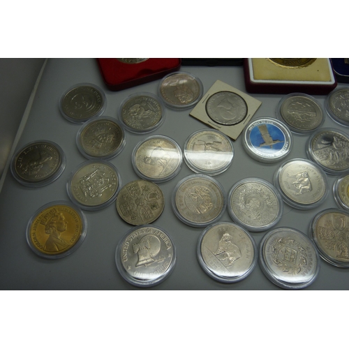 887 - A collection of commemorative coins and medals, lucky Irish penny, Isle of Man, Libera coins, etc.