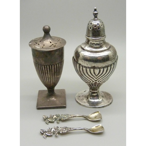 904 - A silver pepper by Walker & Hall, Sheffield 1905 and a Horace Woodward & Co. Ltd. silver pepper, Lon... 