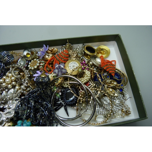 945 - A collection of costume earrings, etc.