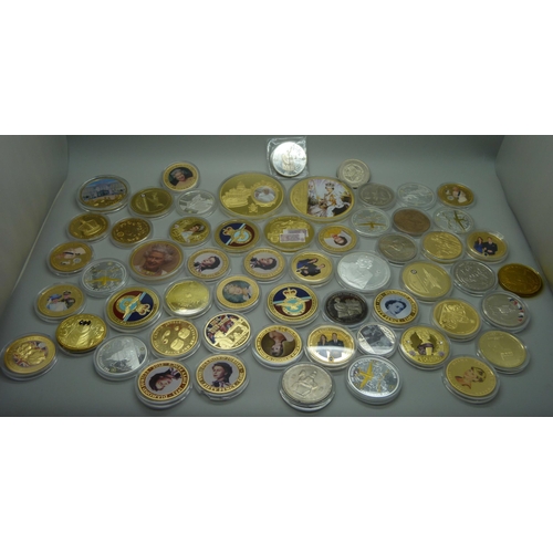 958 - A box of commemorative coins, The Pope, Queen Elizabeth II, etc.