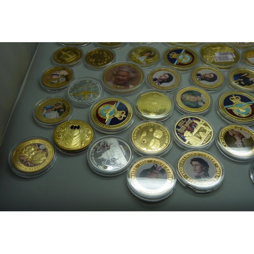 958 - A box of commemorative coins, The Pope, Queen Elizabeth II, etc.