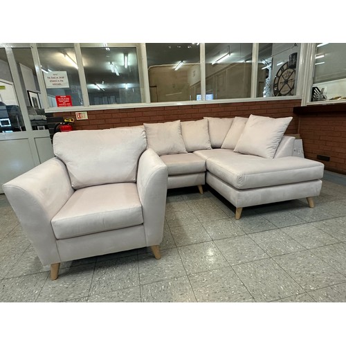1413 - A champagne corner sofa and armchair