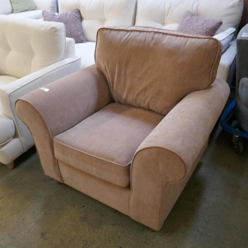 1548 - A Rosa Ansell blush chair