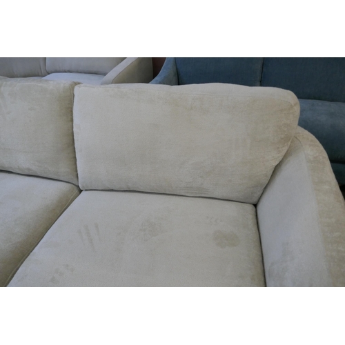 1561 - An Aspen Cecconi ivory four seater split sofa