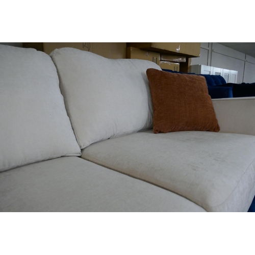 1575 - A Kendrick Oxford three seater sofa