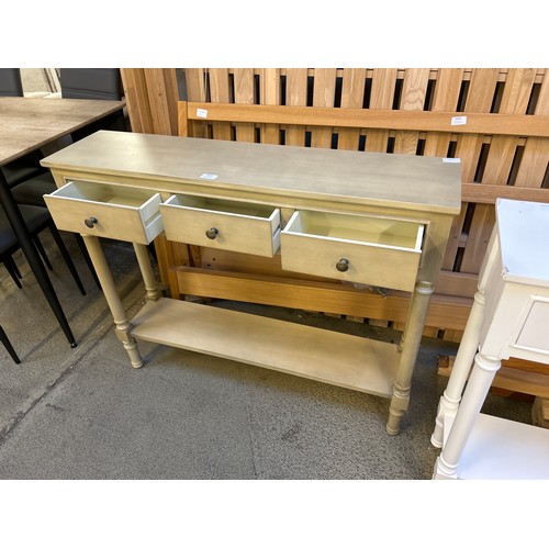 1622 - A three drawer console table