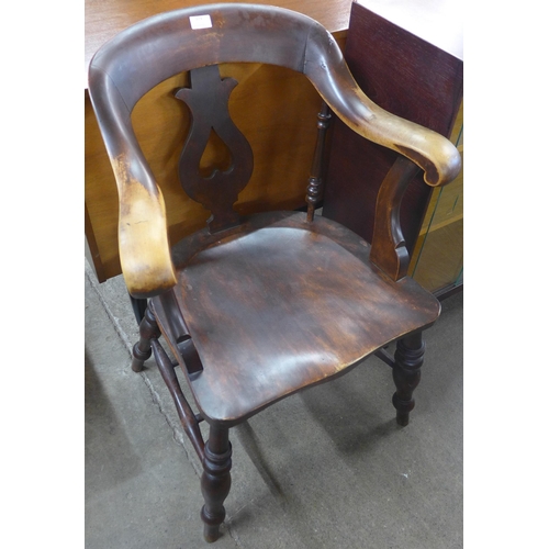 123 - A Victorian beech desk chair