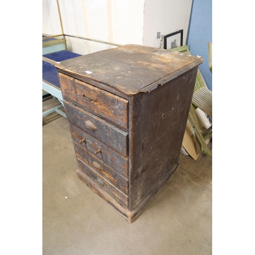 219 - A Victorian pine five drawer chest of drawers