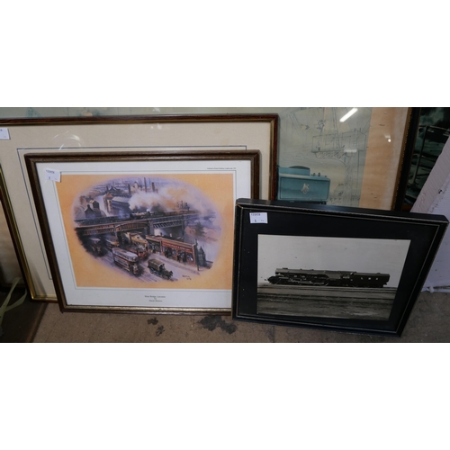 304 - Assorted locomotive prints