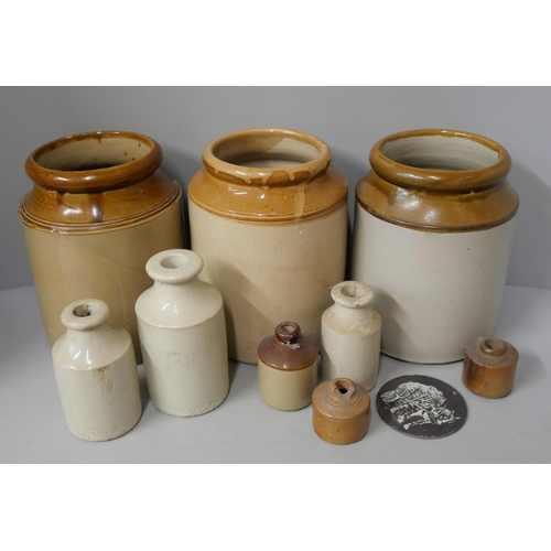 327 - Assorted stoneware jars