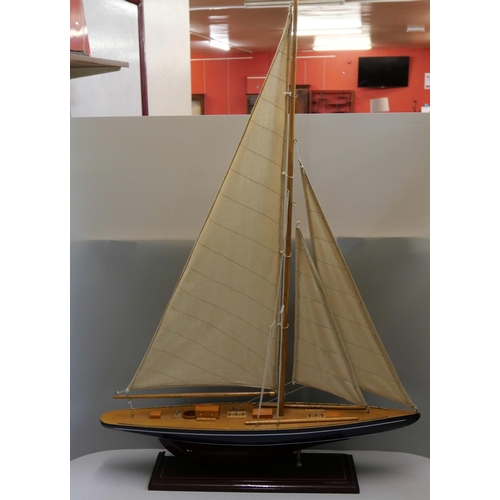 368 - Two model yachts