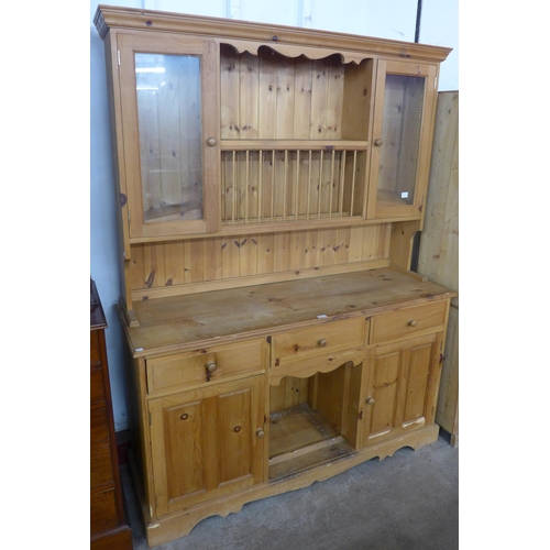 97 - A Victorian style pine dresser