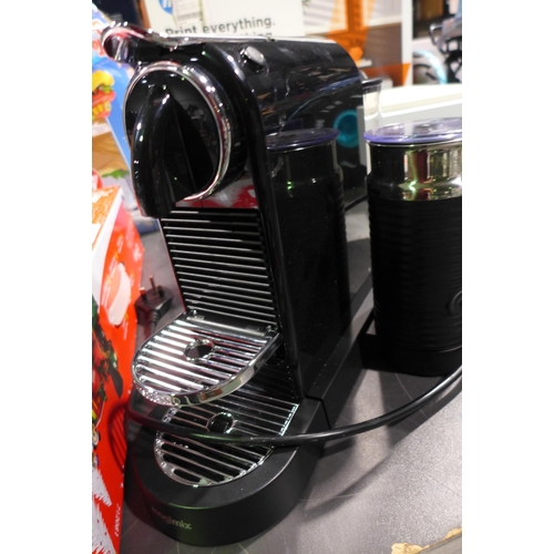 3082 - Magimix Nespresso Citiz Black Coffee Machine original RRP  £149.99 + vat (314-360) *This lot is subj... 