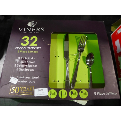 3086 - Viners Cutlery Set   (314-366) *This lot is subject to vat