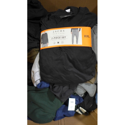 3264 - Assortment of men's Eddie Bauer loungewear - various sizes/styles, etc. * this lot is subject to VAT