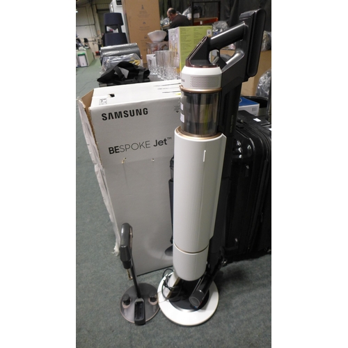 3273 - Samsung Bespoke Stick Vacuum Cleaner With Battery ( No Accessories), Original RRP £499.99 + vat     ... 