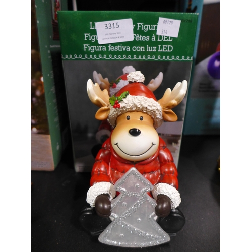 3315 - Festive LED Reindeer  (314-328) *This lot is subject to vat