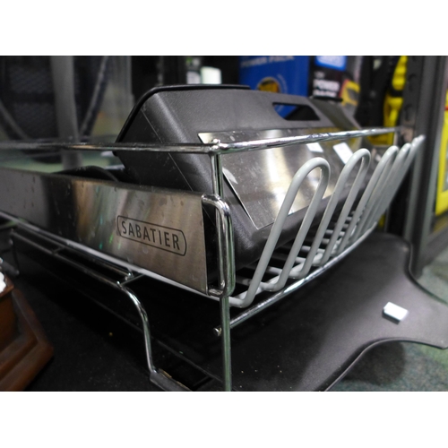 3323 - Sabatier Dishrack  Expandable (314-323) *This lot is subject to vat