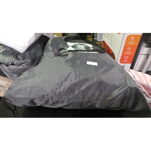 3337 - Sealy Fortech Airbed with Built In Pump  (314-266) *This lot is subject to vat