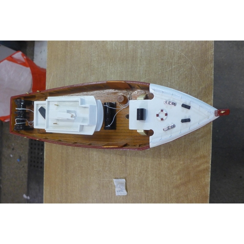 2117 - A Model sailing boat