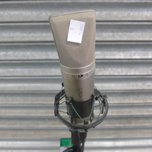 2144 - 2 Microphones on stands - Robe NT2 and Kik Pure 1