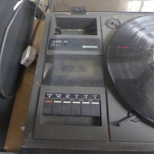 2146 - A Sanyo G2001 stereo music centre with turntable record player and stereo tape cassette recorder