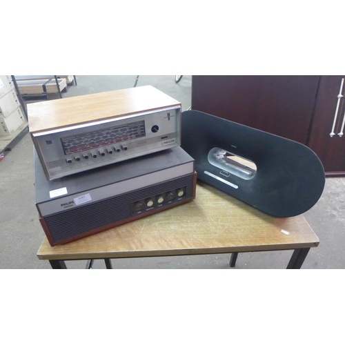 2183 - Two Phillips setreo seperates including- FM stereo tuners (22gh 944 /16), and (EL3556A/15) with a pa... 