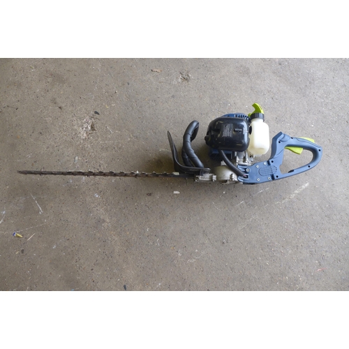 2215 - An Extreme hedge trimmer (Model No. CXPHT22) Police repossession