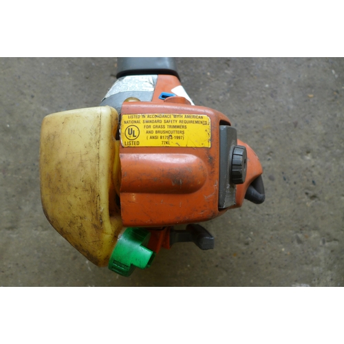 2221 - A Husqvarna grass trimmer (322L)