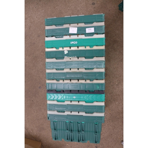 2289 - 10 Green storage cases, 30 x 40cm