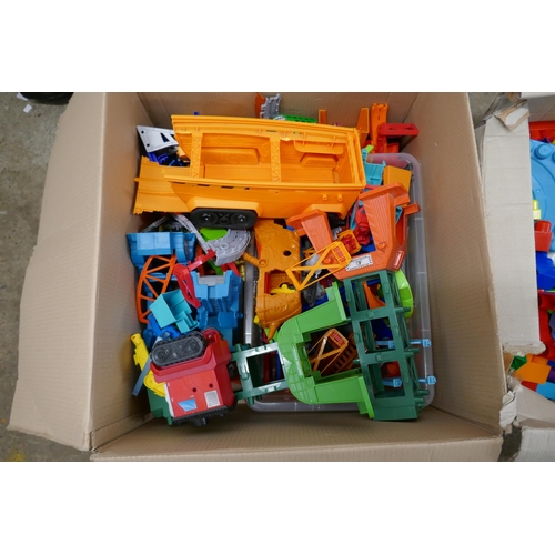 2322 - 2 Large boxes of Megabloks and Thomas The Tank Engine toy track