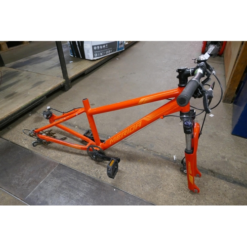 2347 - A Merida bike frame