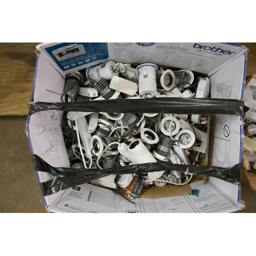 2348 - Two large boxes of assorted downlighters including Orluna, Enlite and Harvard Cool Light CL700-240C ... 