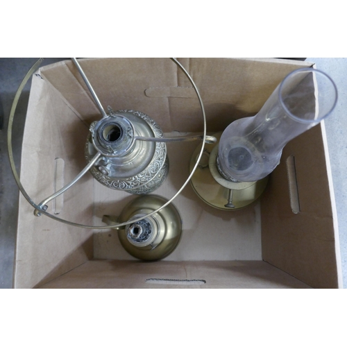 1146 - A brass gas lamp and parts **PLEASE NOTE THIS LOT IS NOT ELIGIBLE FOR POSTING AND PACKING**