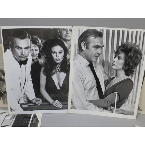 623 - James Bond 007 Diamonds Are Forever lobby cards (16)