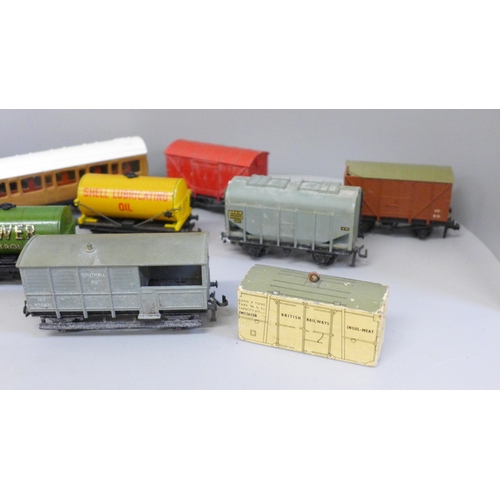 653 - Hornby OO gauge model rail, three coaches and a collection of wagons