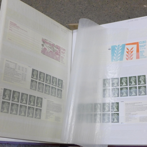 691 - Five albums of Royal Mail booklets, catalogued with identification of printing errors