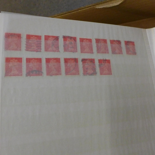 727 - Stamp albums, used Machin including castles, pre and post decimal