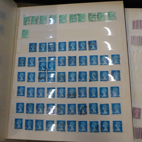 727 - Stamp albums, used Machin including castles, pre and post decimal