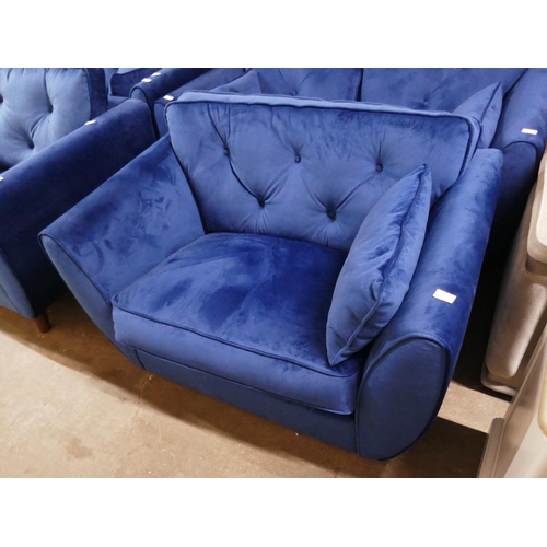 1413 - A Hoxton blue velvet love seat RRP £749