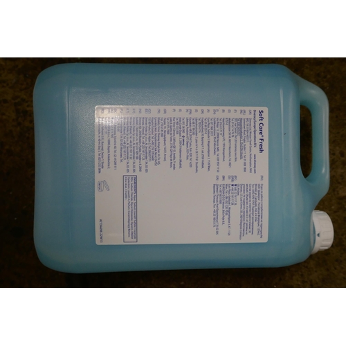 2475 - Ten 5 litre bottles of Diversey Softcare Fresh hand wash