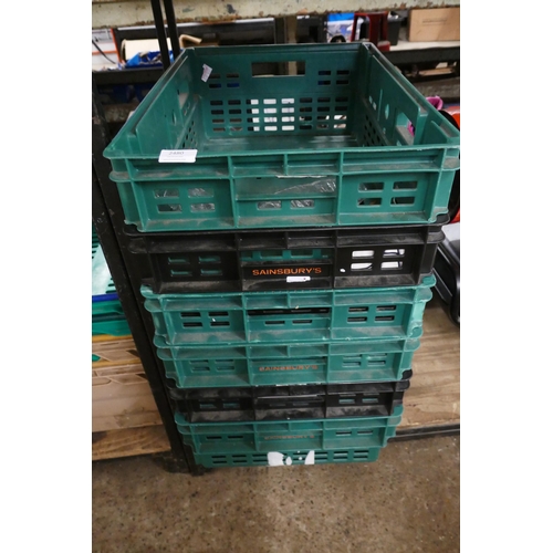 2480 - 10 Stackable storage crates, 60 x 40cm