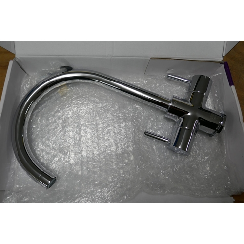 2504 - A Cooke & Lewis Amsel twin lever kitchen tap