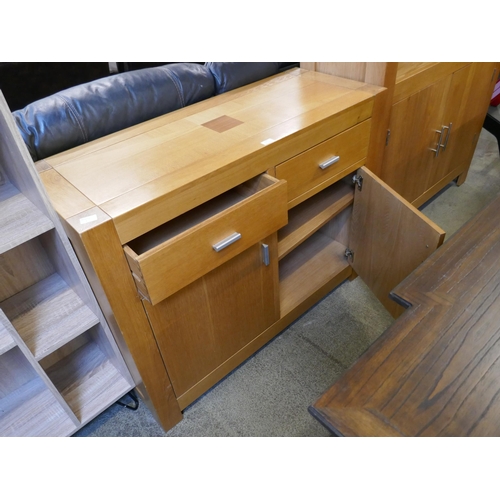 1573 - A Malvern oak sideboard