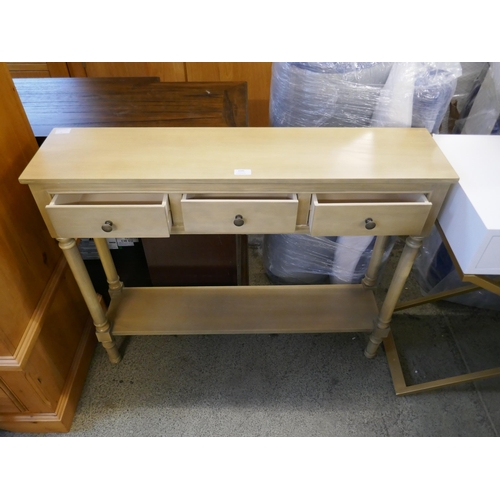 1580 - A three drawer console table