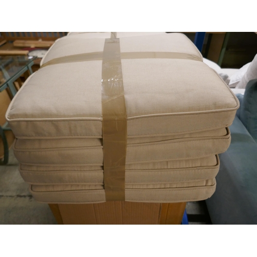 1599 - A large quantity of assorted outdoor seat pads/cushions