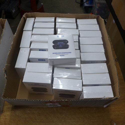 2100 - A box of 40 - A65 True wireless headsets