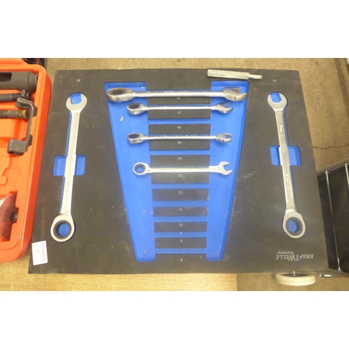 2001 - 3 Kraft Twelve foam tool trays and a dent pulling tool set